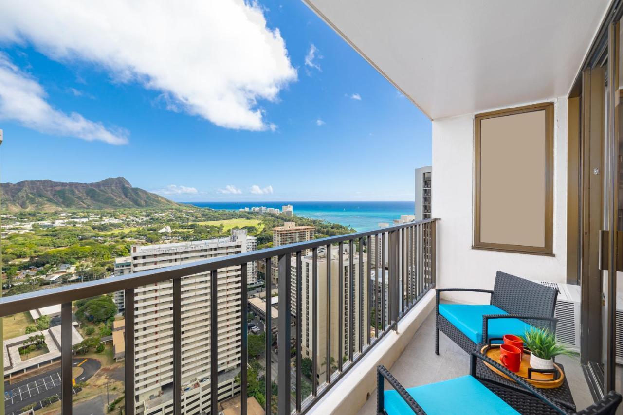 Ocean & Diamond Head Views - Near Beach - Parking! ホノルル エクステリア 写真