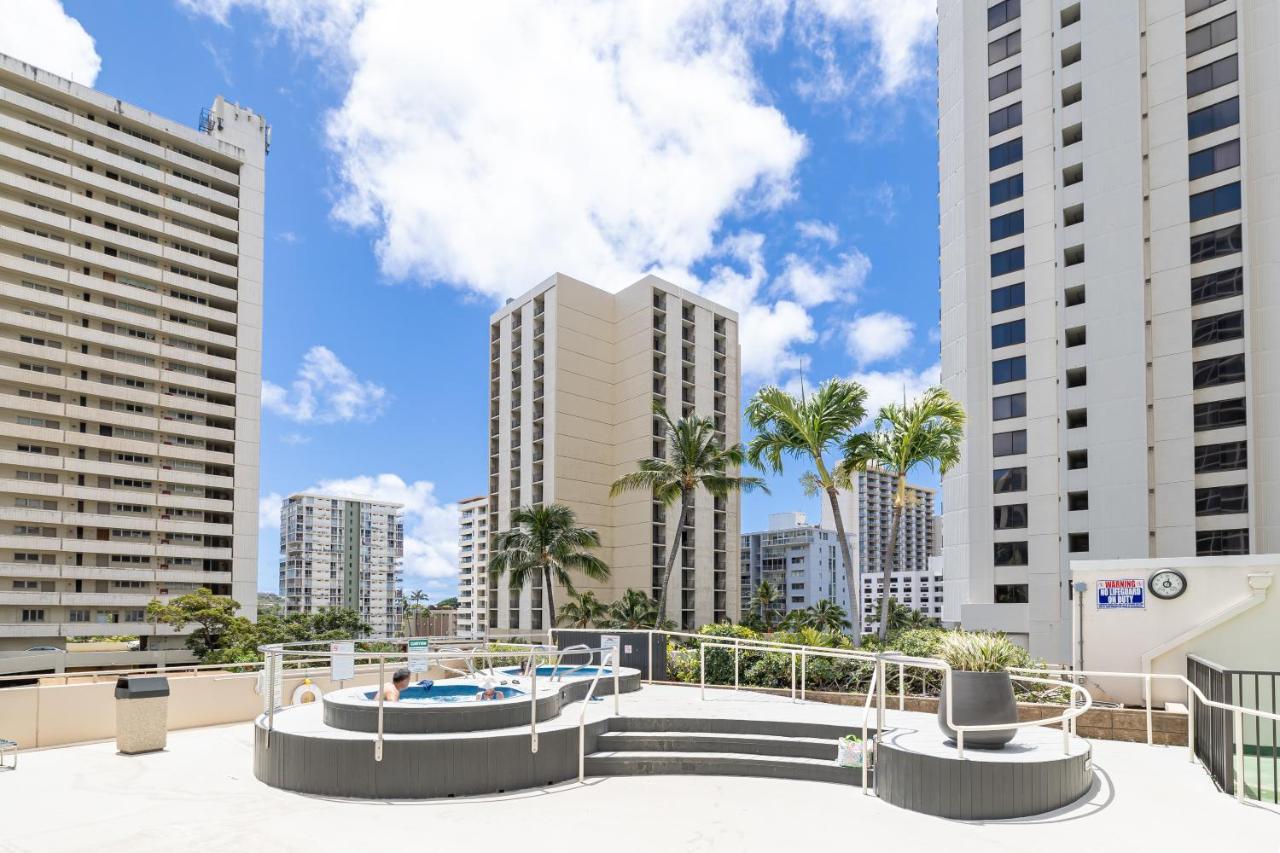 Ocean & Diamond Head Views - Near Beach - Parking! ホノルル エクステリア 写真