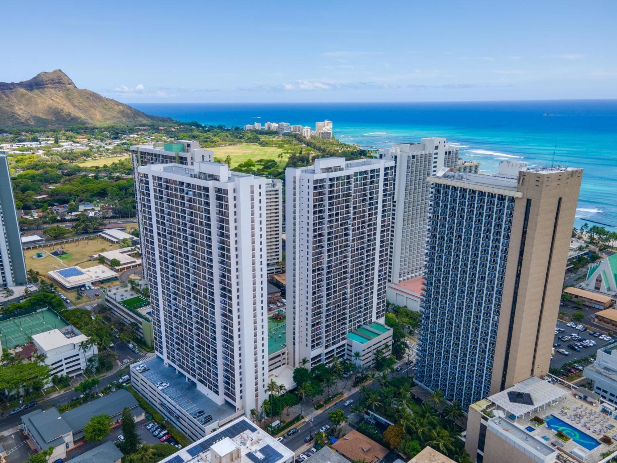 Ocean & Diamond Head Views - Near Beach - Parking! ホノルル エクステリア 写真