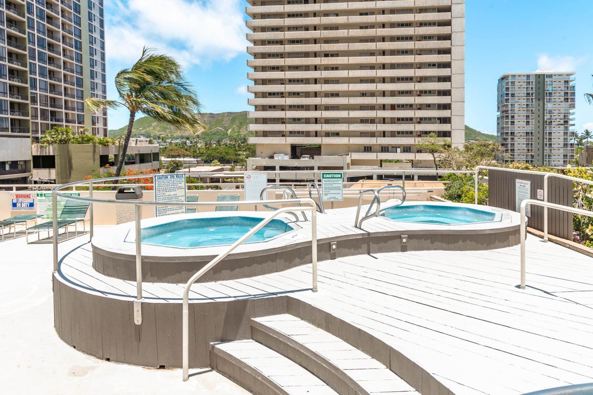 Ocean & Diamond Head Views - Near Beach - Parking! ホノルル エクステリア 写真